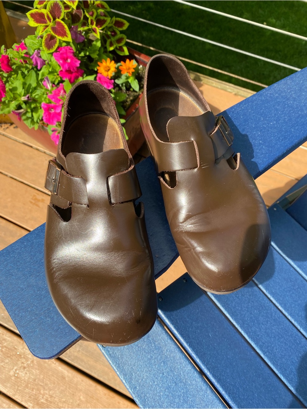 Birkenstock London Clogs Unisex Brown Closed Toe Size 39 (US women's 8)